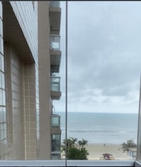 Apartamento pé na areia